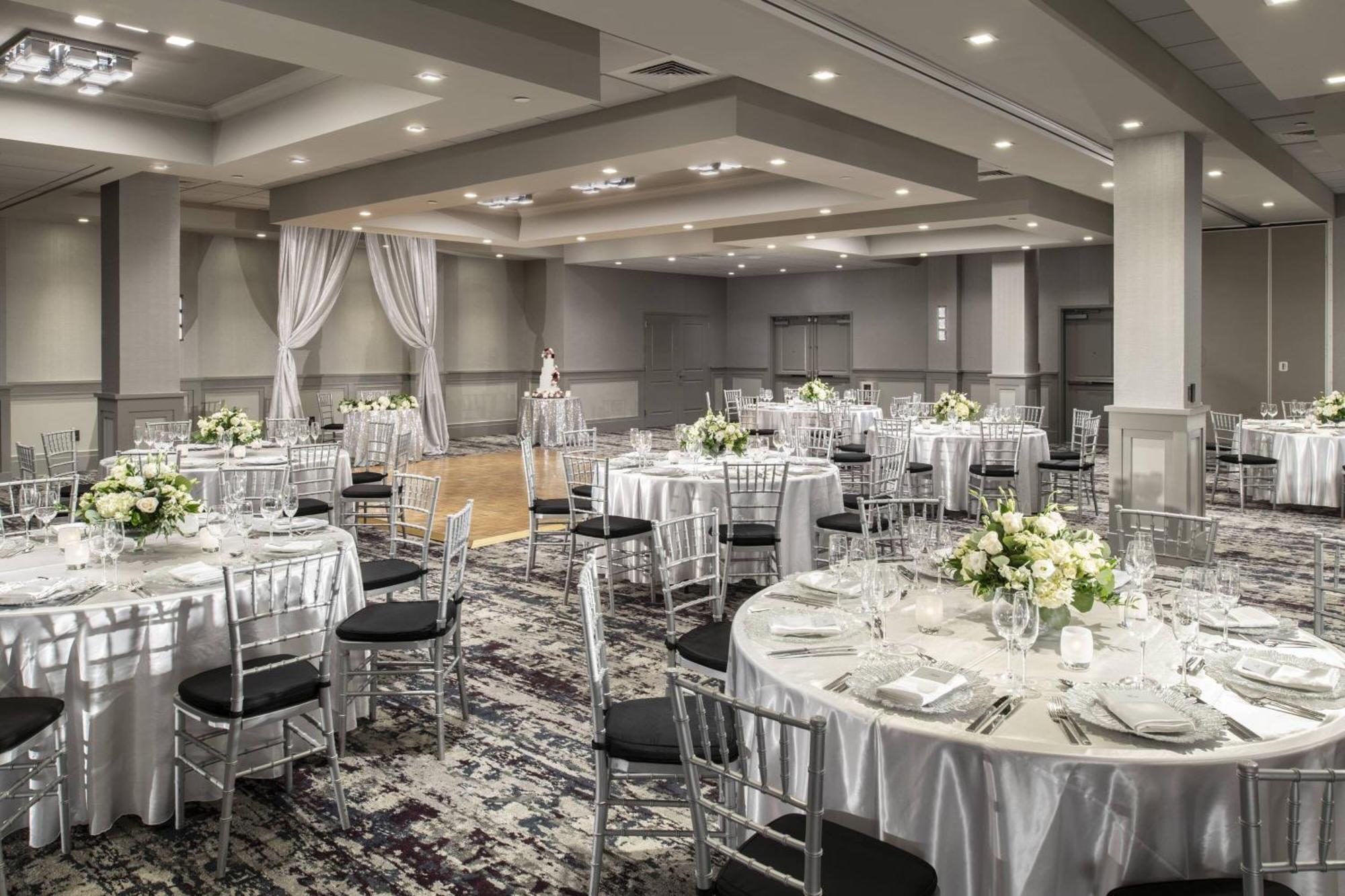 Renaissance Boston Patriot Place Hotel Фоксборо Экстерьер фото