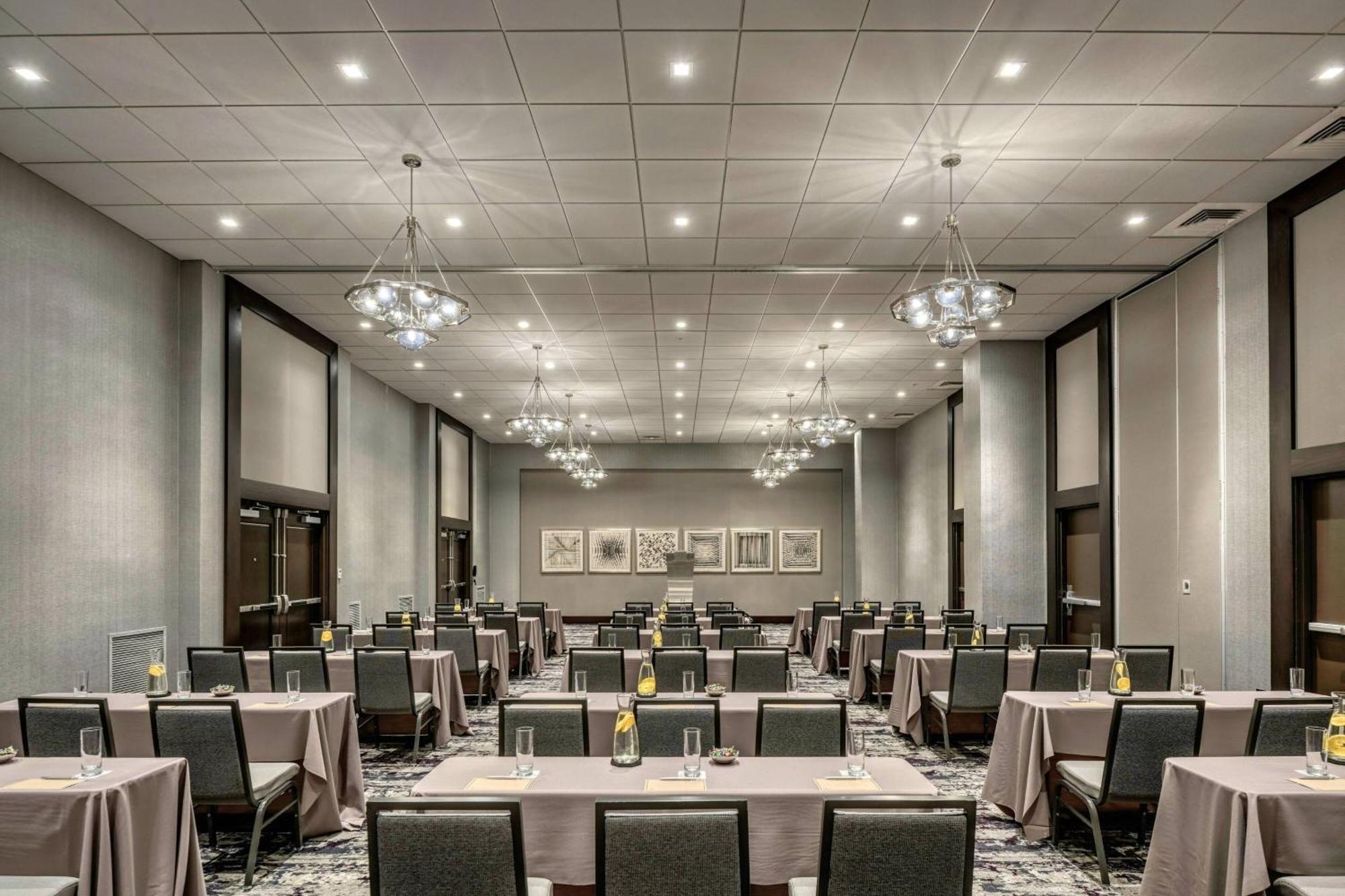 Renaissance Boston Patriot Place Hotel Фоксборо Экстерьер фото
